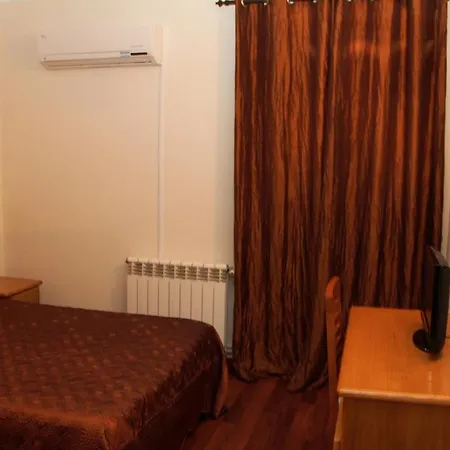 Residencial Parque Bed & Breakfast Celorico Da Beira