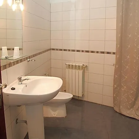 Residencial Parque Bed & Breakfast 3*